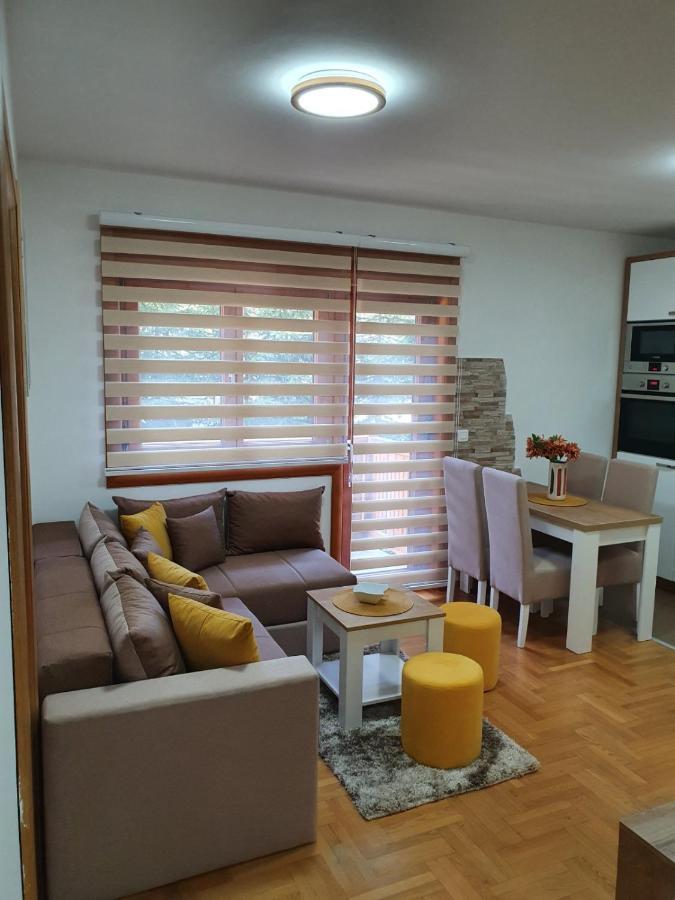 Apartment Apartmanbogdanovic012 *